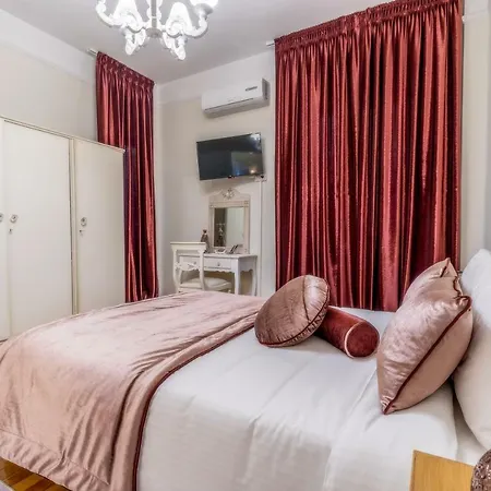 아파트 Acropolis Deluxe Apt. *